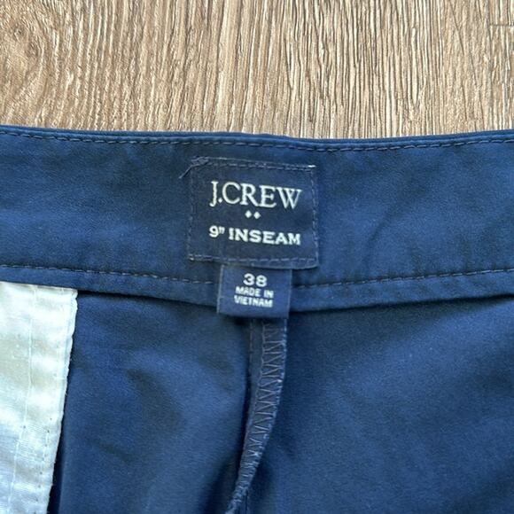 J.Crew Navy Blue Tech 9" Shorts Size 38 - Picture 3 of 4